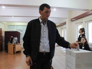 Türkiye’de Yaşayan Çifte Vatandaşlara Sandık Çağrısı