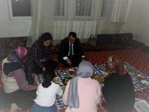 Vali Vekili Baytok, Depremzede Aile İle Bir Araya Geldi