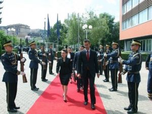 Türkiye’nin Yeni Priştine Büyükelçisi Kosova Cumhurbaşkanına Güven Mektubunu Sundu