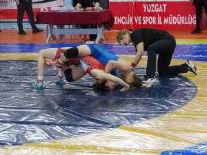 Nasuh Akar 20 Yaş Altı Kadınlar Türkiye Güreş Şampiyonası Tamamlandı