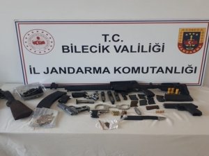 Kendi Kendini Silahla Yaraladı, Olayın Gerisinde Silah Ticareti Çıktı