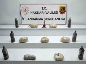 Yüksekova’da 4,5 Kilo Eroin Ve 8 Kilo Afyon Sakızı Ele Geçirildi