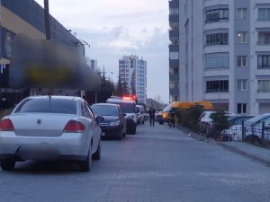 Bunalımda Olan Şahıs İş Yerinde Hayatına Son Verdi