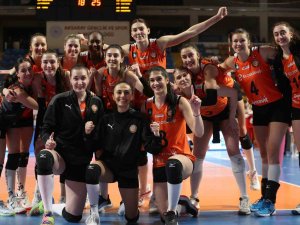 Sultanlar Ligi: Kuzeyboru: 0 - Eczacıbaşı Dynavit: 3