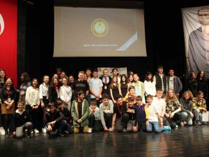 Misak-ı Milli Ortaokulu, Yabancı Öğrencileri Kültür Gecesinde Buluşturdu