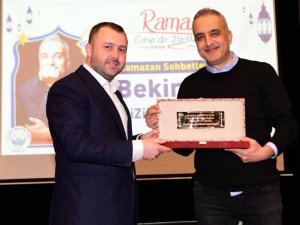 Bekir Develi İle ‘Bizim Hikayemiz’ Ezinelilerle Buluştu