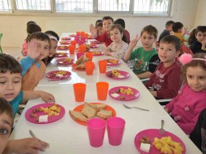 Okul Öncesinde Ücretsiz Yemek Uygulaması Veli Ve Öğrencileri Memnun Etti