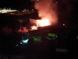 Karabük’te Patlayan Trafo Alev Alev Yandı