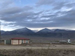 Iğdır’da Kar Ve Fırtına Etkili Oluyor