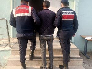 Jandarma Aranan 5 Şahsı Yakaladı