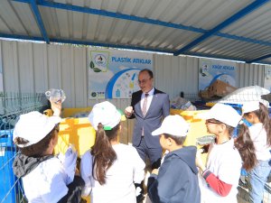 Başkan Örki Çocuklara Geri Dönüşümü Anlattı