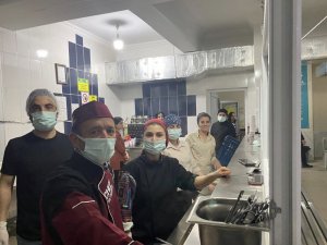 Uludere Kaymakamı Öğretmen Ve Öğrencilerle İftarda Buluştu