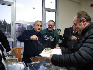 Başkan Işık: "Hemşehrilerimizi İftar Sofralarımıza Bekliyoruz"