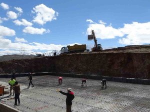 Malatya’da 952 Toki̇ Konutu İçin Temel Atıldı