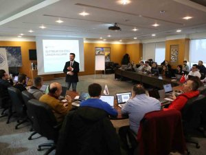 Deni̇b Akademi’den Şirketler İçin Etkili Linkedın Kullanımı Ve Yönetimi Eğitimi