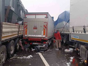 58 Aracın Karıştığı Zincirleme Kazada Yaralananlardan 8’i Taburcu Edildi