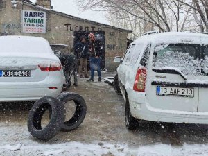 Kışın Geri Gelmesi Lastikçilerin İşine Yaradı