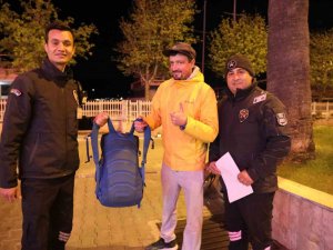 Belediye Personelinden Örnek Davranış