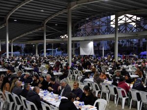 Dayanışma Sofrası Öğretmenevleri Mahallesinde Kuruldu
