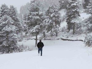 Kar Kalınlığı 40 Santimetreye Ulaştı