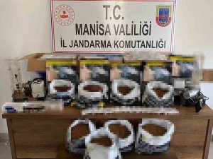 Kaçak Tütün Ve Makarona İki Gözaltı