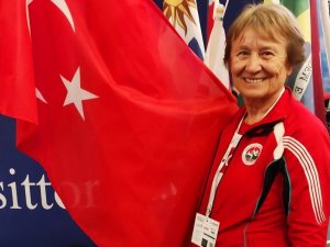 Antalyasporlu Şensoy Dünya Sahnesinde