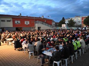 Tekirdağ’da Toplu İftarlar Devam Ediyor