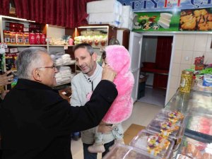 Başkan Büyükkılıç, İ̇ldem Esnafını Ziyaret Etti