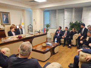 Tdp Genel Başkanı Mustafa Sarıgül’den İ̇yi̇ Parti’ye Geçmiş Olsun Ziyareti