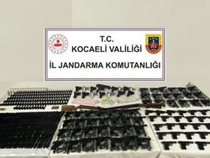 Kocaeli’de Bir Ayda 28 Silah Ve 835 Silah Parçası Ele Geçirildi