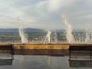 Bursa Valiliğinden Fırtına Uyarısı