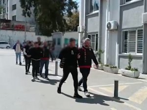 İ̇zmir Merkezli 5 İlde Sahte Dekont Çetesine Operasyon: 14 Gözaltı