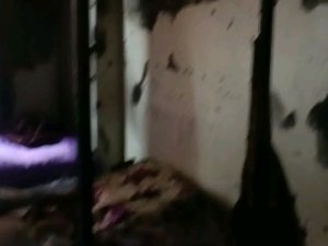 Silvan’da 2 Katlı Ev Çıkan Yangında Kullanılamaz Hale Geldi