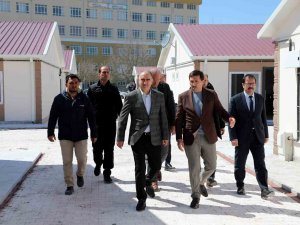 Vali Özkan Ve Başkan Kılca, Karatay Konukevi’nde İncelemelerde Bulundu