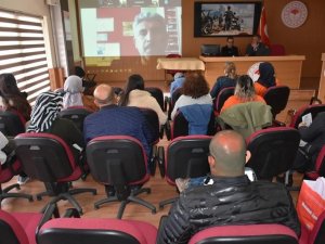 Aydınlı Üreticilere ’Kuşkonmaz Yetiştiriciliği’ Eğitimi Verildi