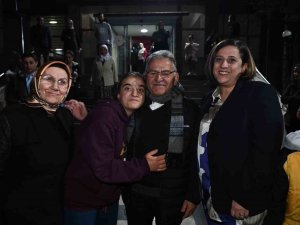Başkan Büyükkılıç, Depremzedelerle İftar Sofrasında Bir Araya Geldi