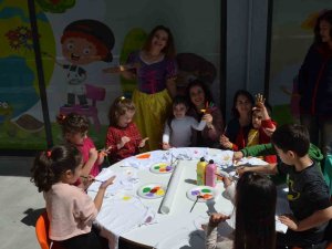Didim’de Sevgi Dili Atölyesi’nde ’Otizm Farkındalığı’ Etkinliği Düzenlendi