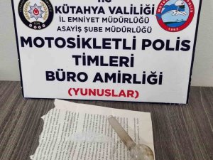 Kütahya’da Yunus Timleri 3 Kişinin Üzerinde Uyuşturucu Ele Geçirdi