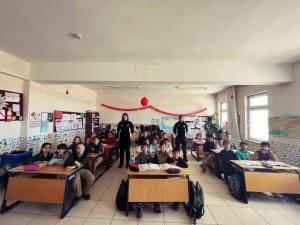 İ̇lkokul Öğrencilerine Trafik Eğitimi