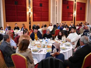 Vali Şıldak Edremit’te İftar Programına Katıldı