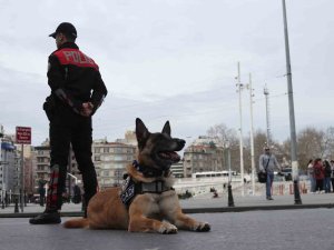 Taksim’de Helikopter Destekli "Huzur İ̇stanbul" Uygulaması Yapıldı