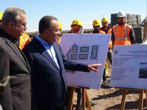 Adalet Bakanı Bozdağ, Toki̇ Konutlarının Başladığı Alanda İncelemelerde Bulundu