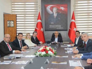 Kirişci, Bakanlığına Bağlı Müdürlüklerden Brifing Aldı