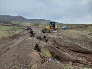 Sağanak Nedeni İle Tahrip Olan Yollar Onarıldı