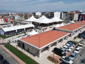 Salihli Belediyesi’nden 5’i Bir Yerde Açılış