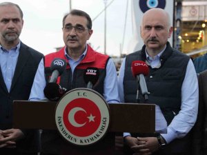 Bakan Dönmez: “Deprem Bölgesinde Elektrik Ve Doğalgaz Altyapısında Sorun Bitti”