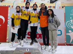 Genç Kızlar Bilek Güreşinde Türkiye Finallerinde