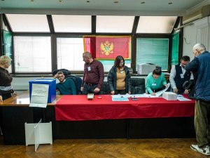 Karadağ’da Halk Cumhurbaşkanlığı Seçiminin İkinci Turunda Sandık Başında