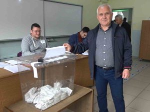 Yalova’daki Çifte Vatandaşlar Bulgaristan Seçimleri İçin Sandık Başında