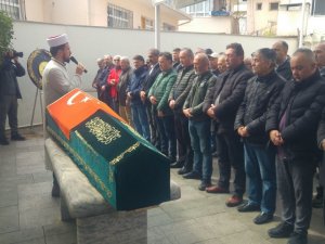 Kadıköy’de Eşi Tarafından Öldürülen Hakim Toprağa Verildi
